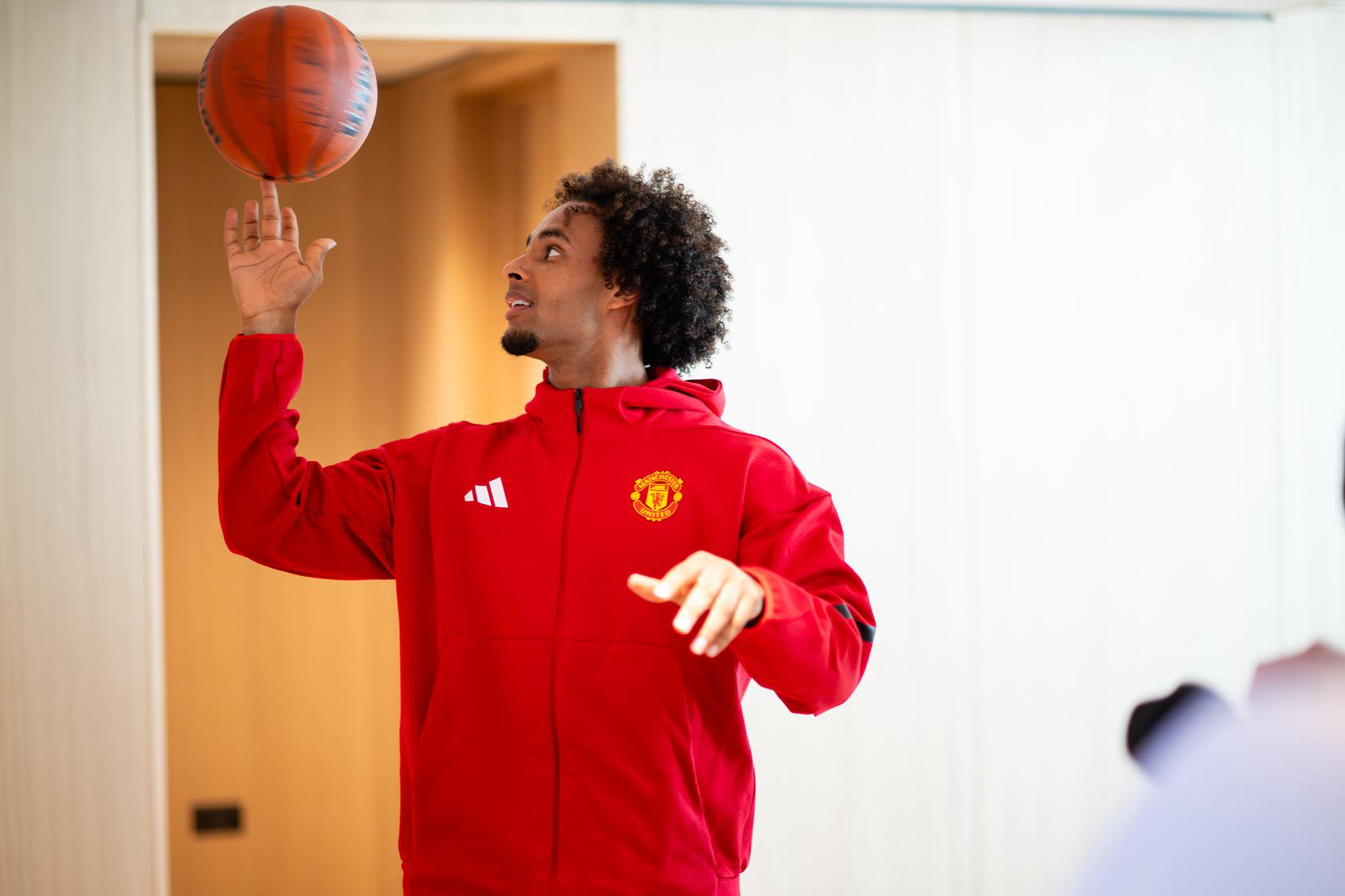 Zirkzee explains Edwards admiration