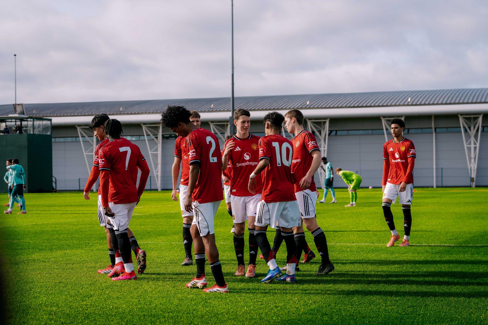 Under-18s report: United 3 Wolves 1