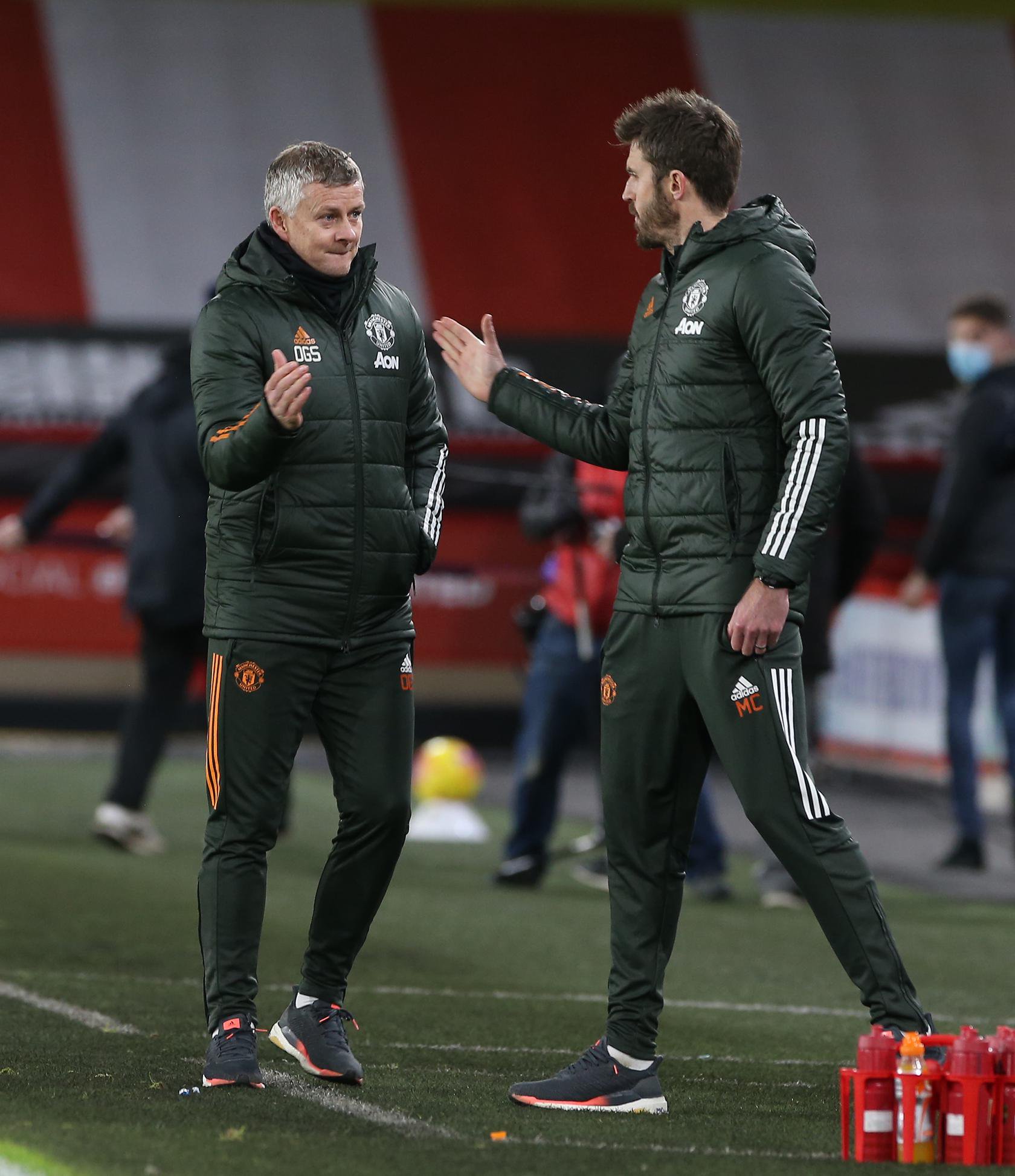 Carrick reveals Ole chat