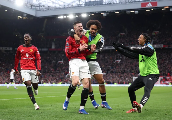 Manchester United 3 Fulham 2