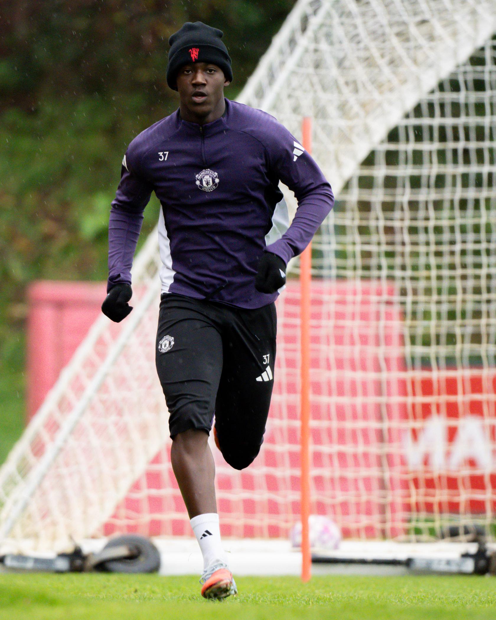 Kobbie Mainoo returns to training
