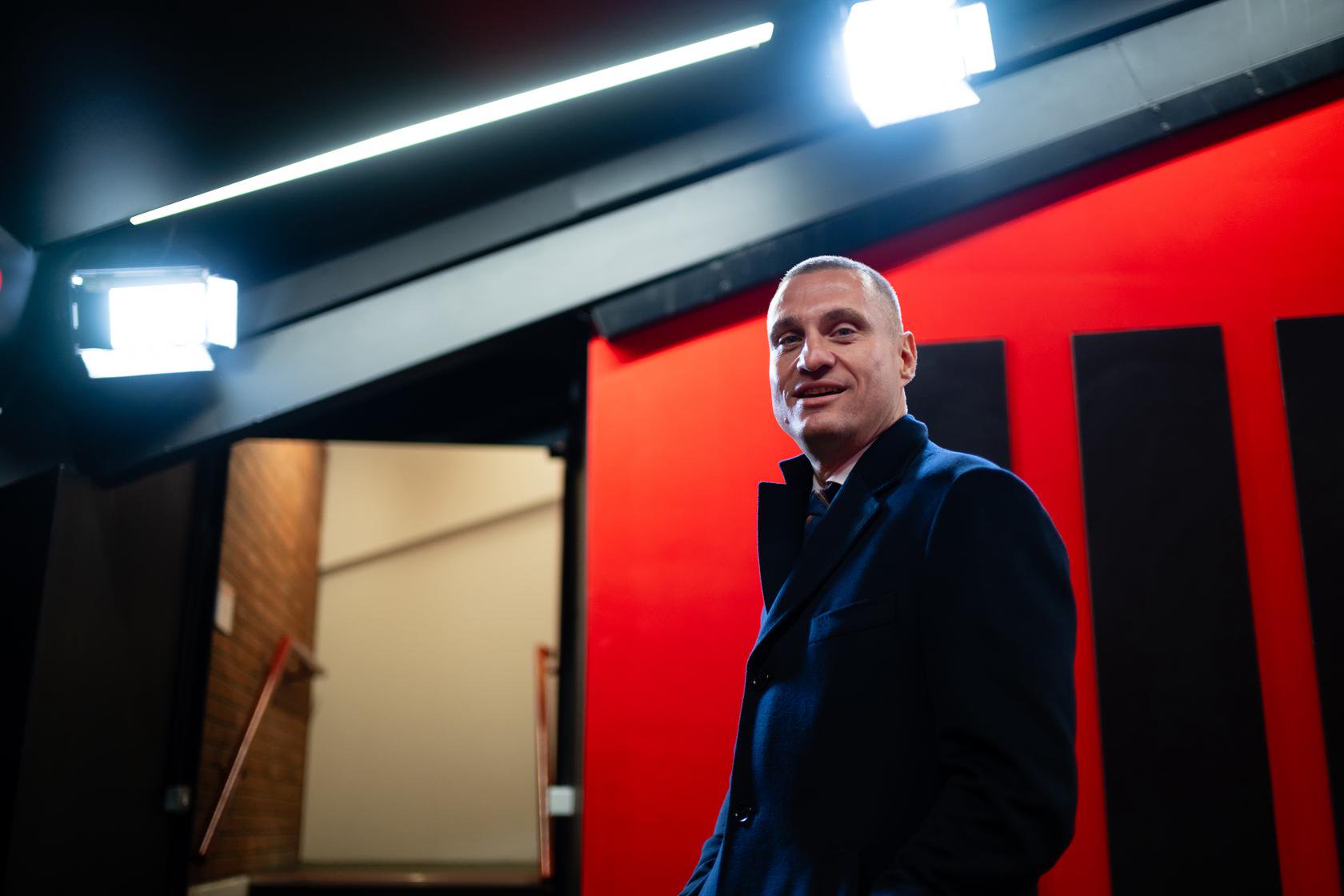Nemanja Vidic Old Trafford tunnel before United v Leeds