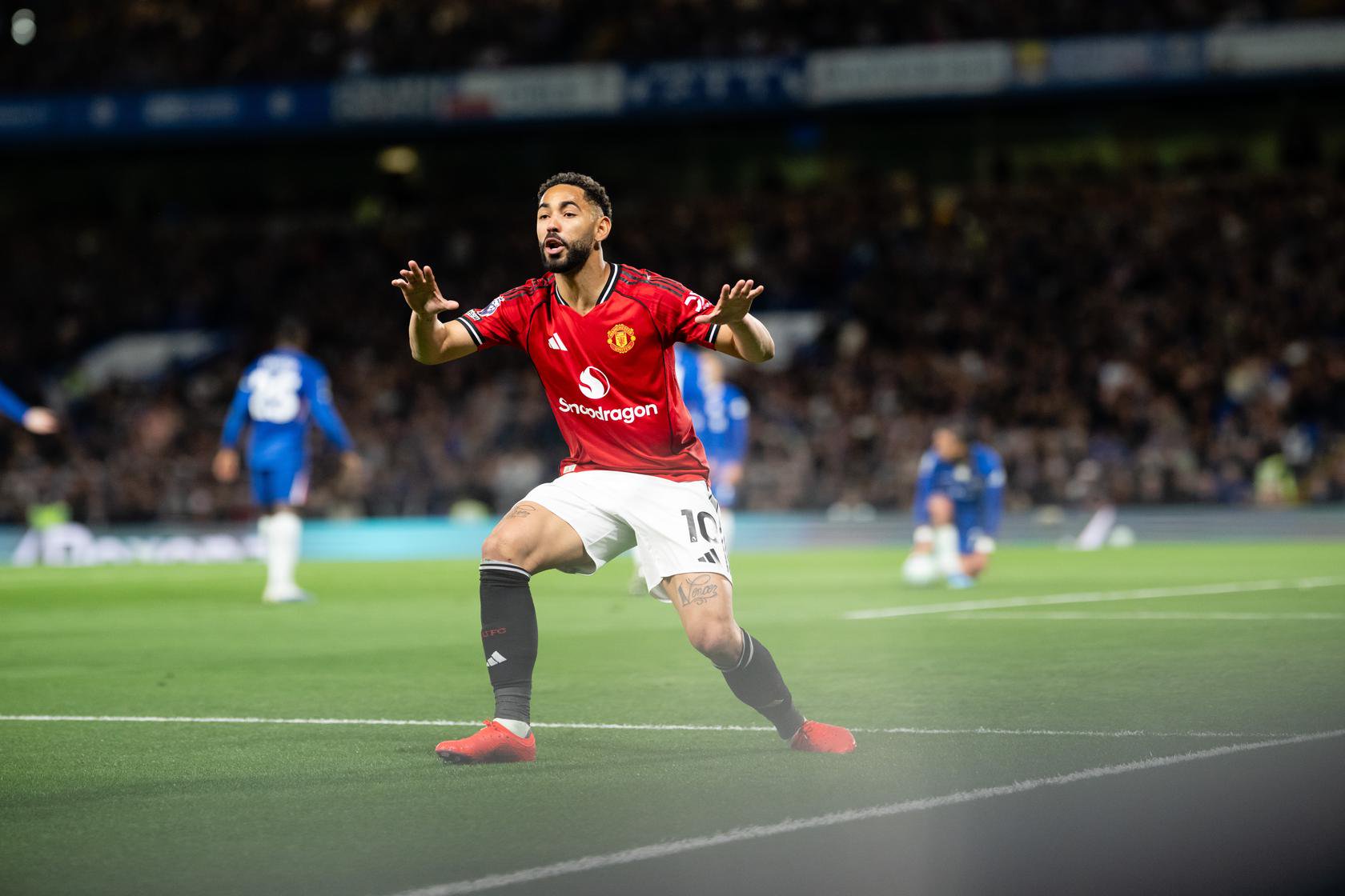 Matheus Cunha goal celebration against Chelsea