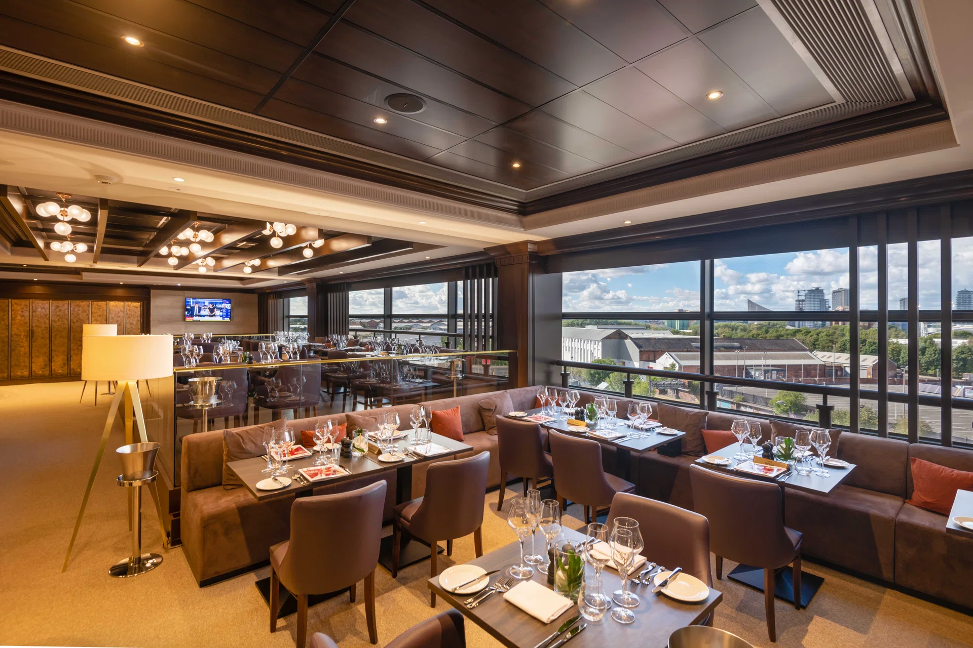 Image – Executive Club – 1878 Suite