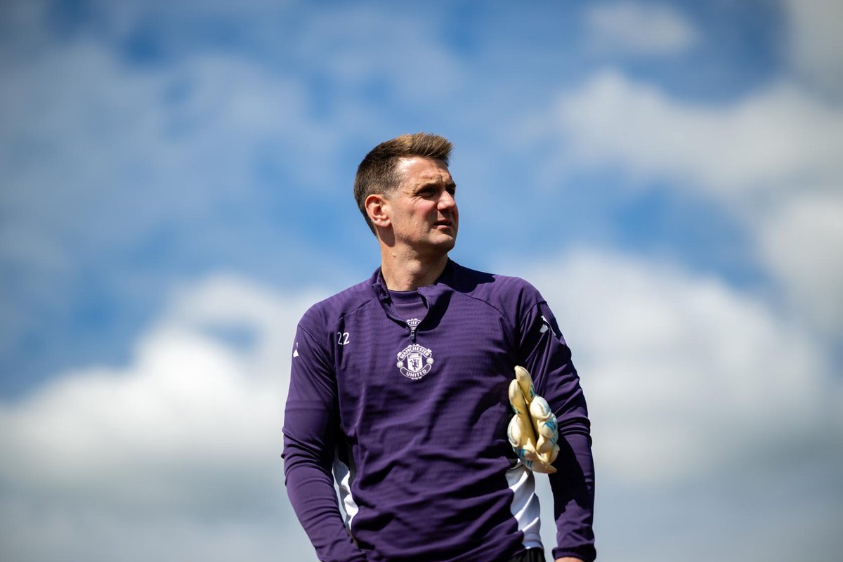Why Heaton is delighted to remain at United