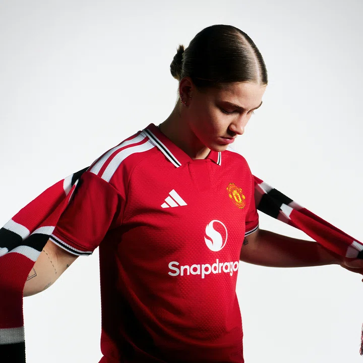 Jess Park in new shirt
