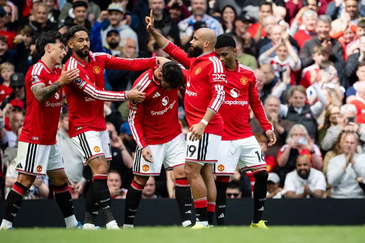 Bryan Mbeumo and team-mates v Forest