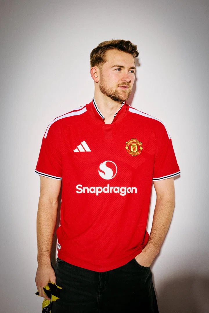 Matthijs de Ligt with hand in pocket in new 2026 27 home shirt