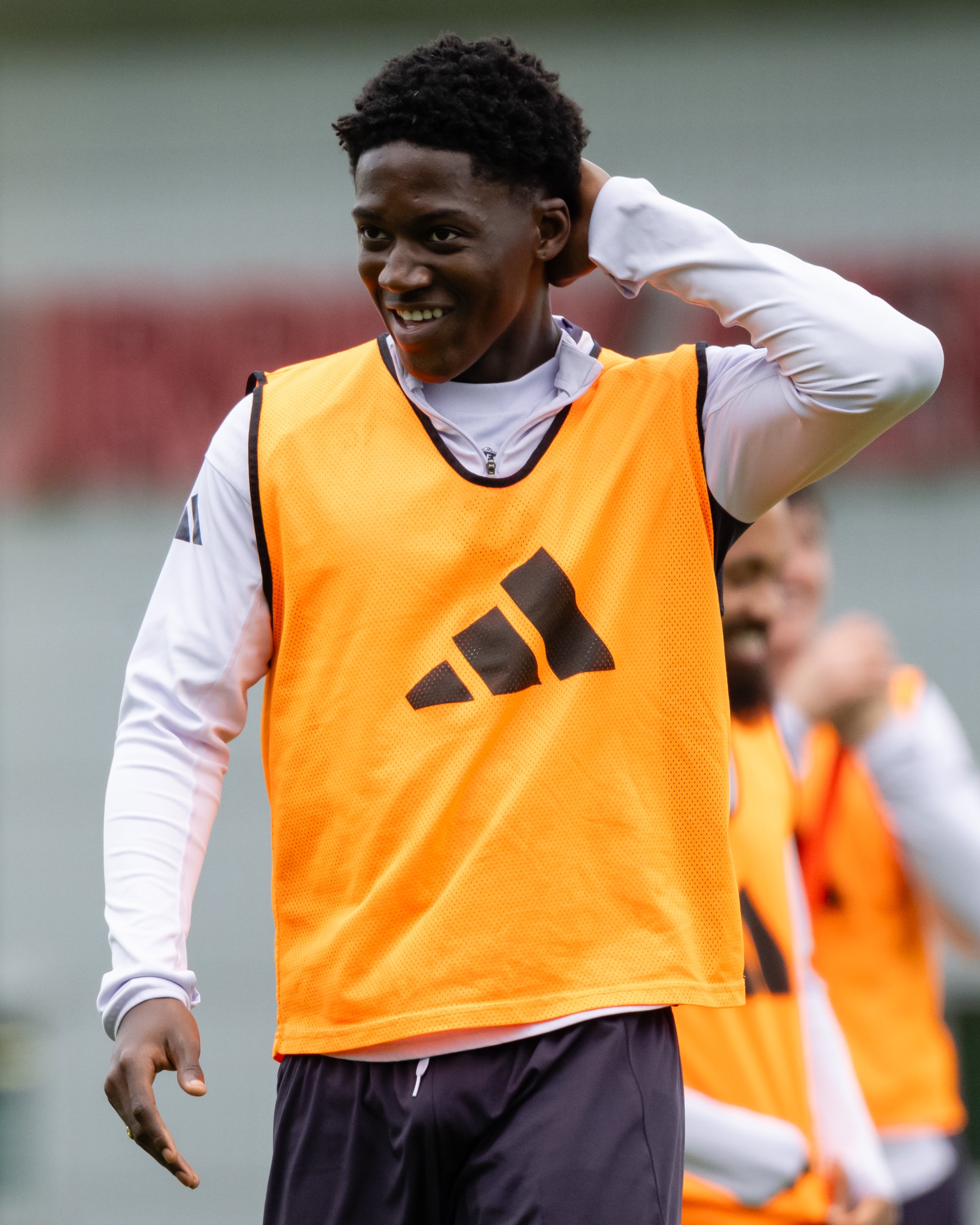 Kobbie Mainoo in bib
