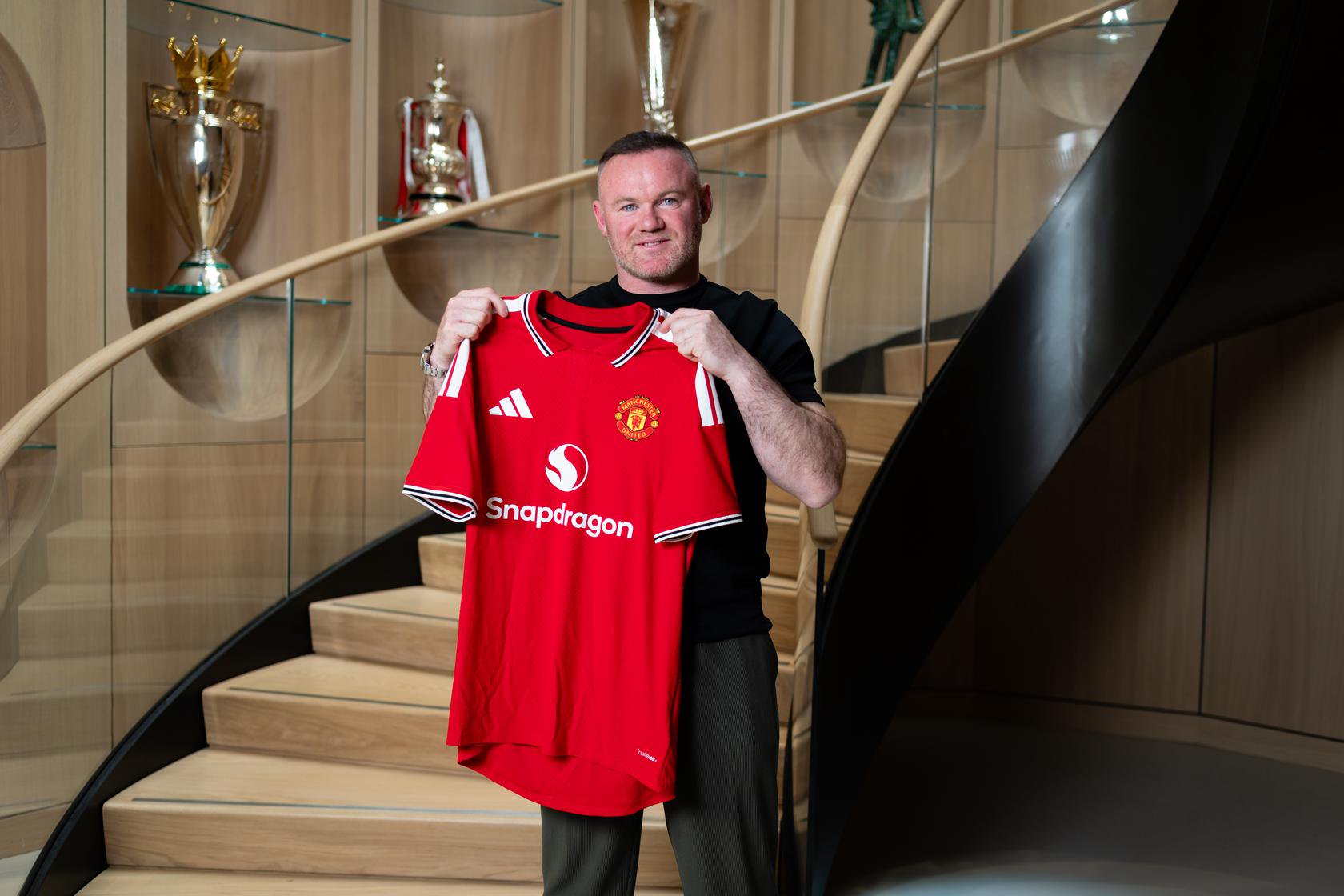 Wayne Rooney interviews Michael Carrick May 2026 8