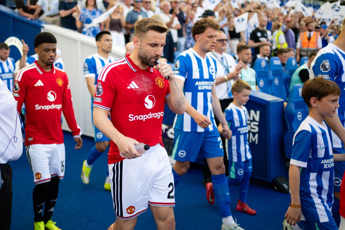 Luke Shaw joins exclusive United club