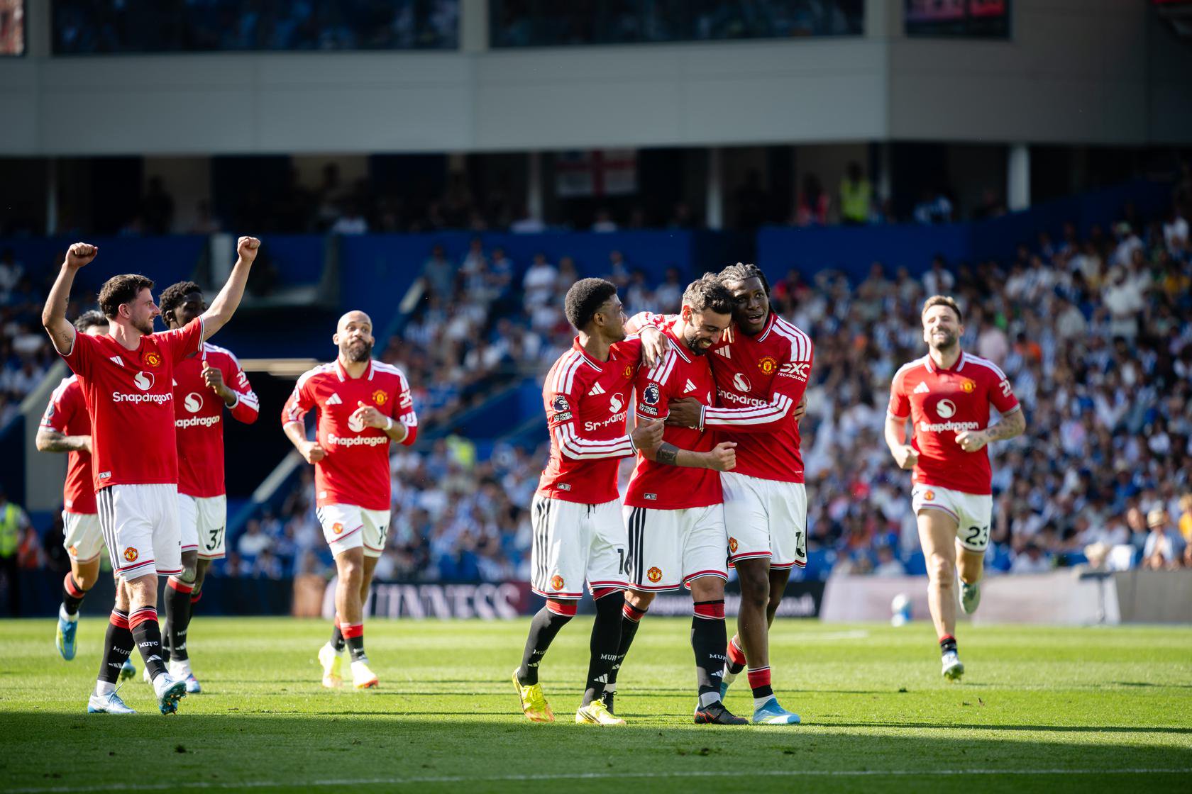 Bruno Fernandes celebrates with Man Utd in final game of the season against Brighton