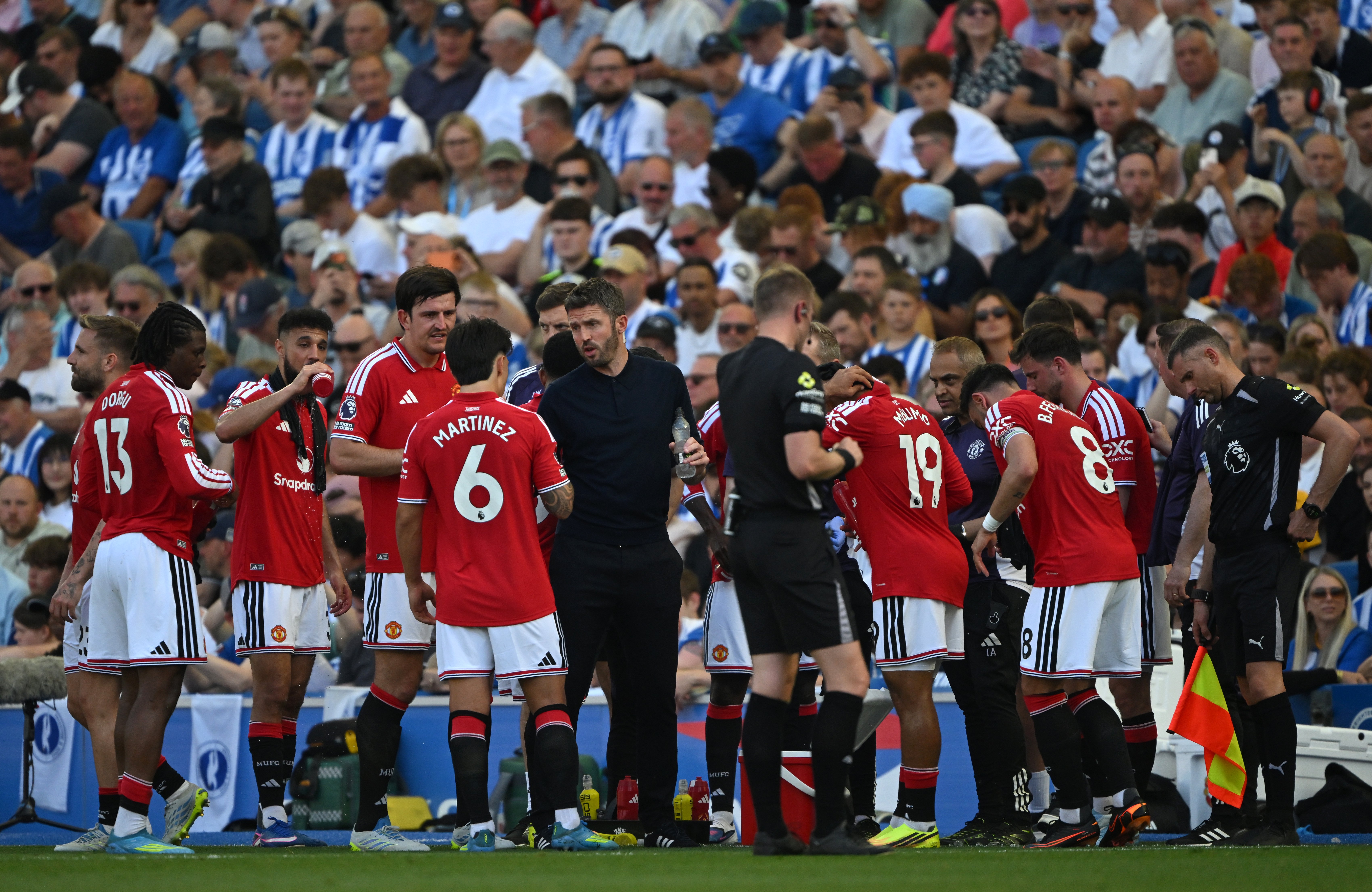 United take a water break at Brighton