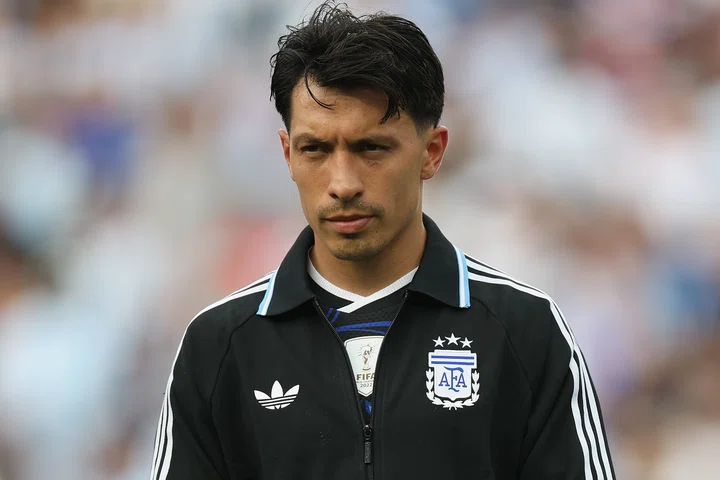 Lisandro Martinez before playing for Argentina
