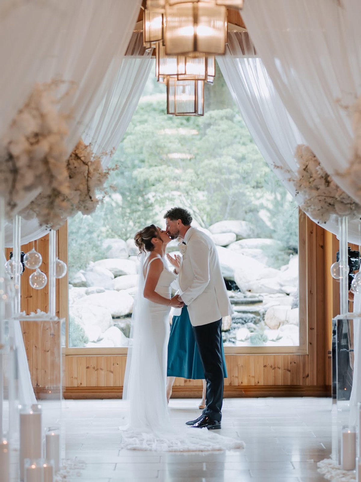 Tooney ties the knot!