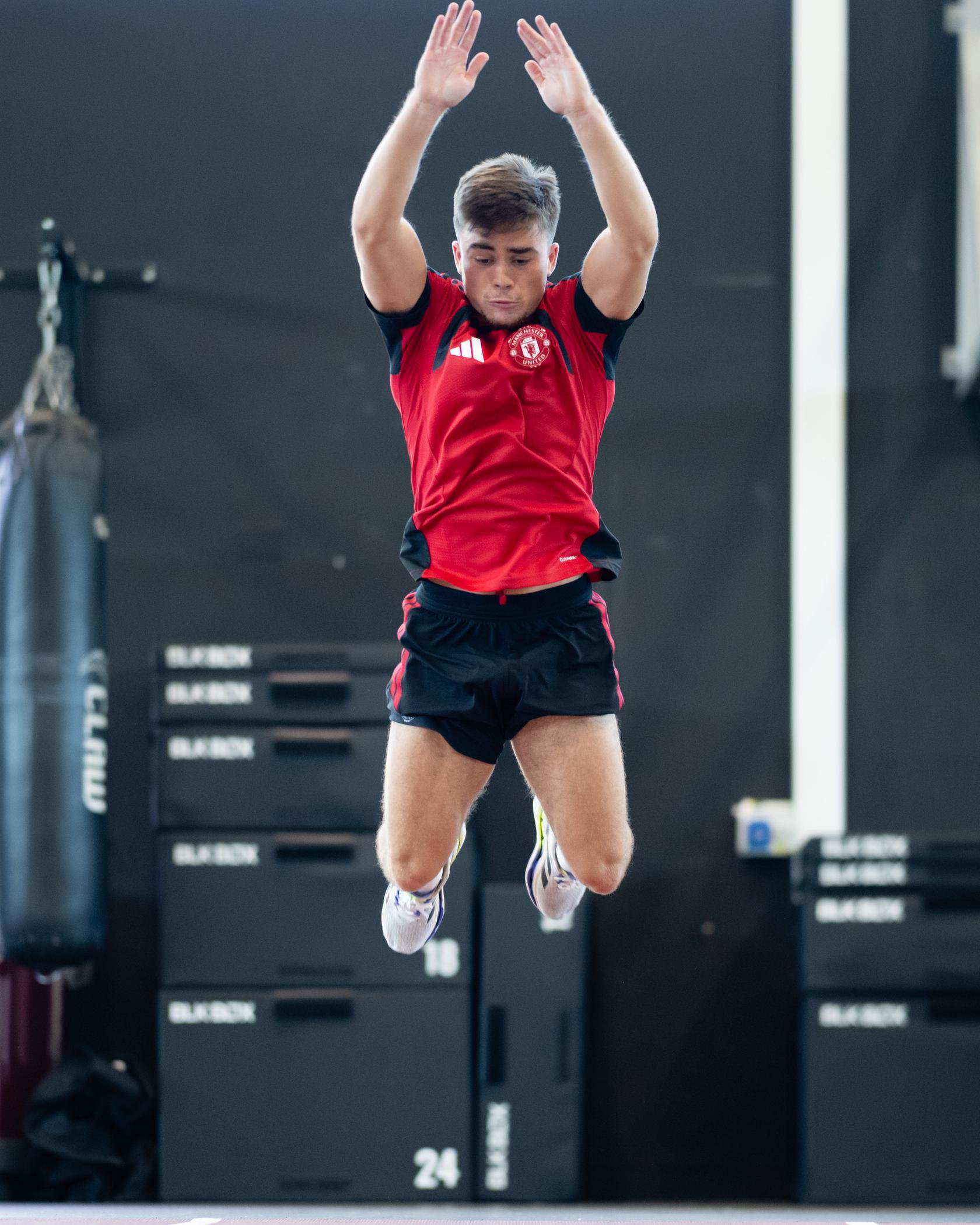 Jump to it on the first day back! | Manchester United