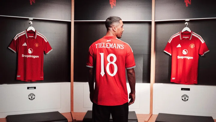 Youri Tielemans no.18 shirts for ad card