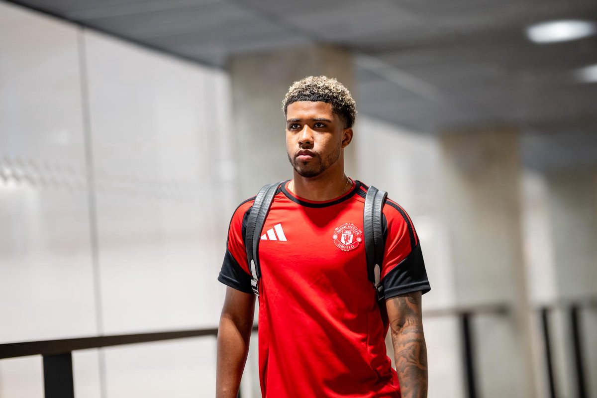 Carrick names side to face Wrexham