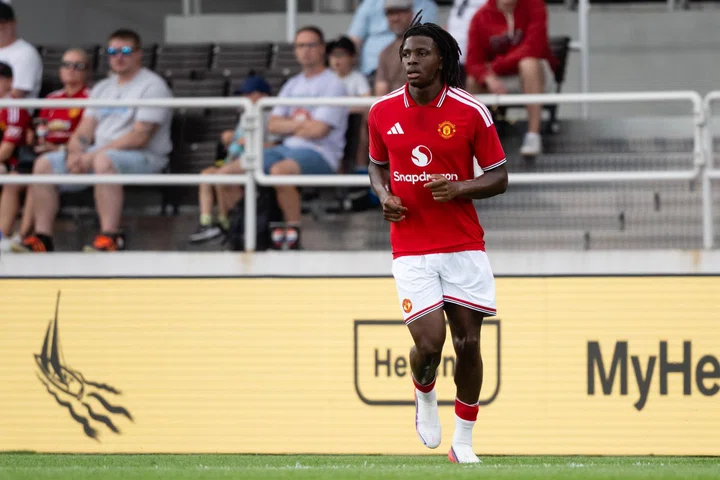 Patrick Dorgu in action v Wrexham