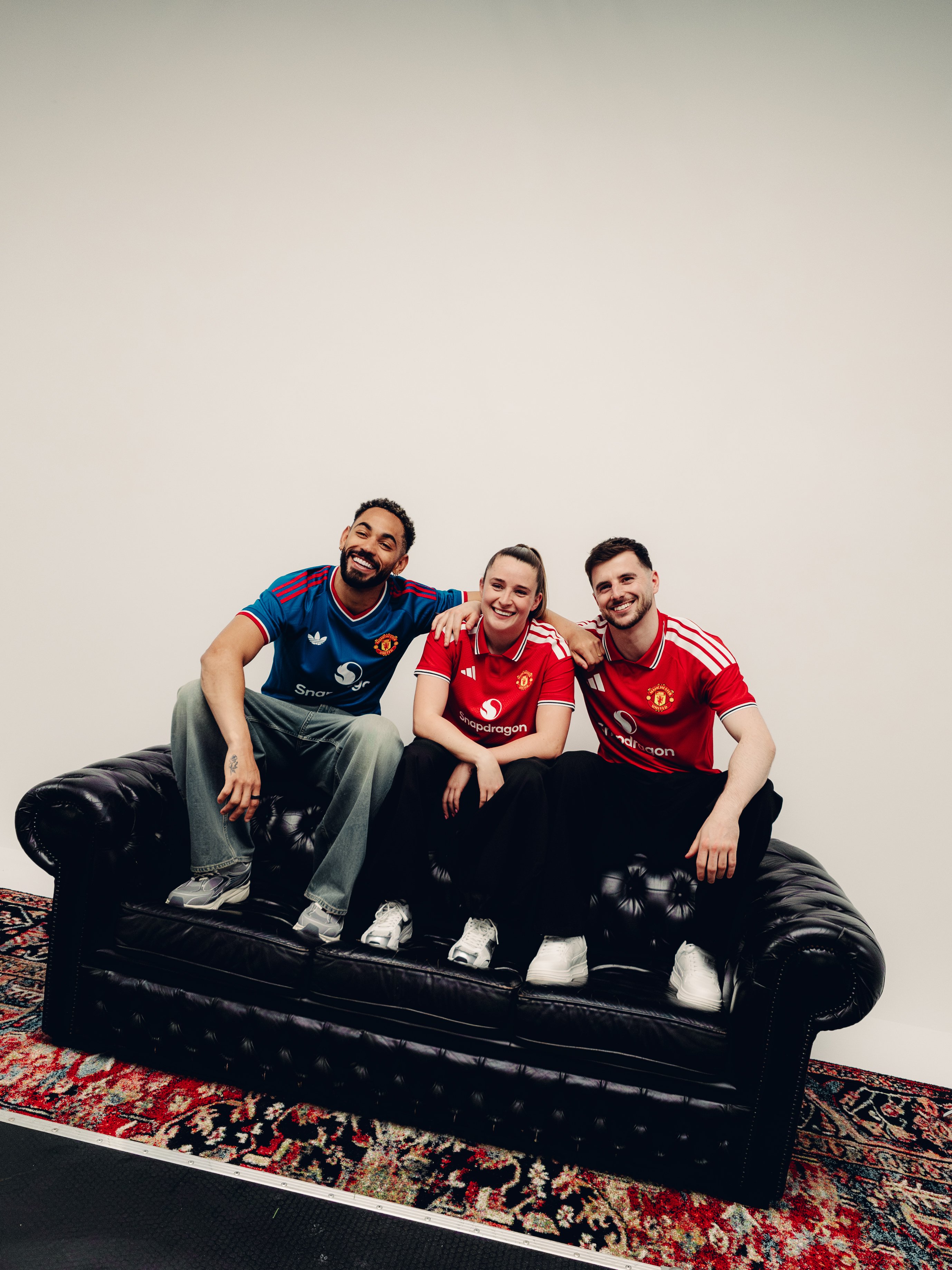 Cunha Toone and Mount at 2026/27 kit launch