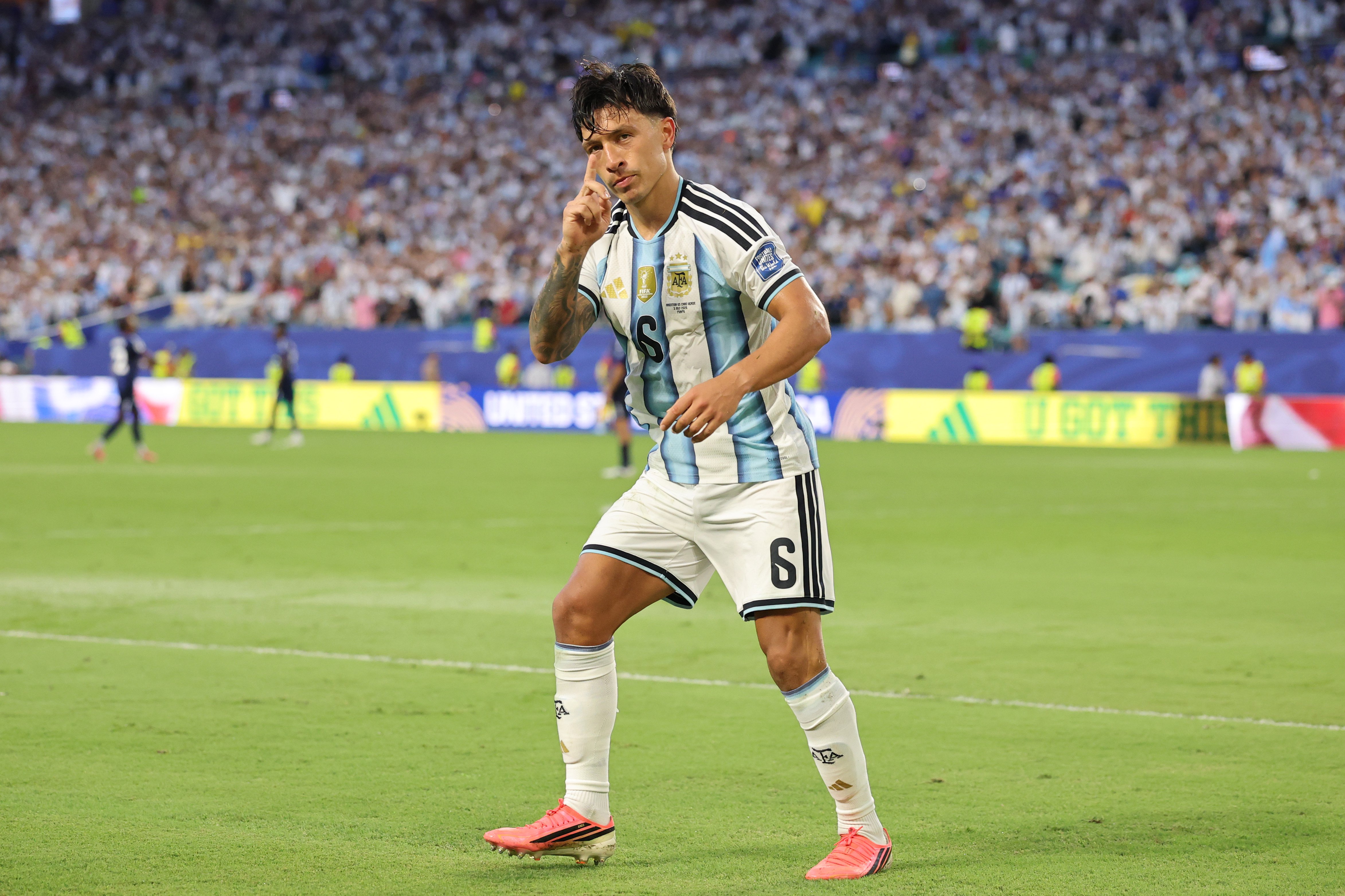 Lisandro Martinez scores v Cape Verde at 2026 FIFA World Cup