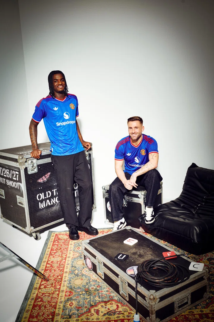 Heaven and Shaw in blue shirt