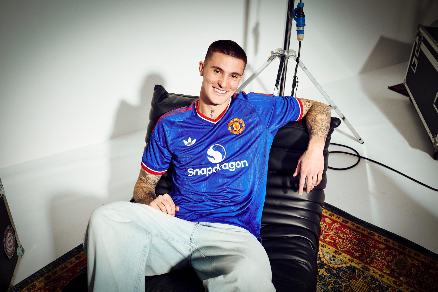 Benjamin Sesko BTS away kit shot