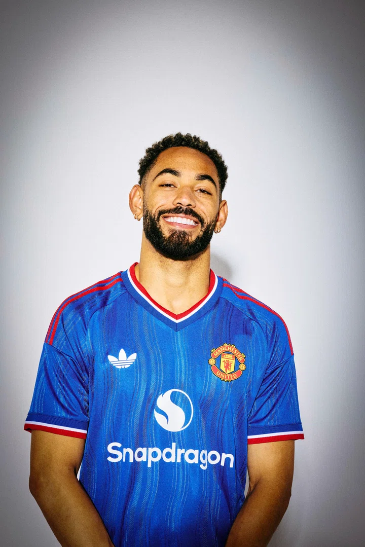 Matheus Cunha in 2026/27 away kit