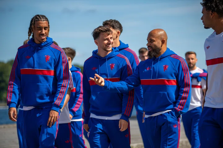 Leny Yoro, Mason Mount and Bryan Mbeumo walking in Stockholm