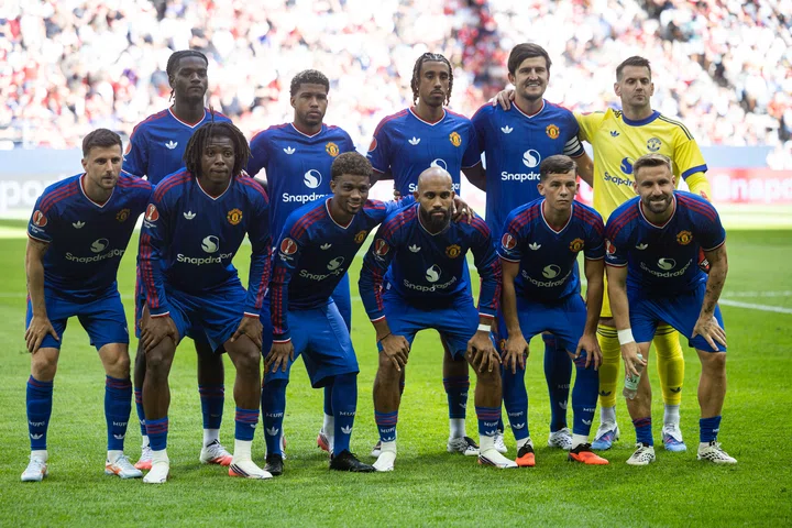 Man Utd team pic before Atleti in Stockholm