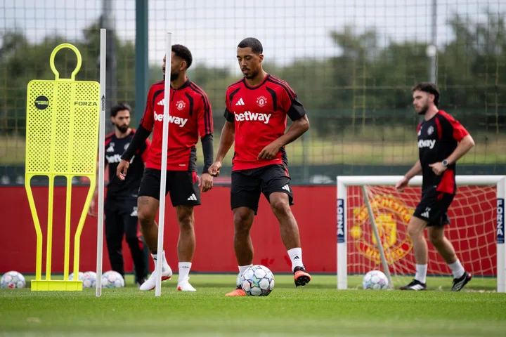 Youri Tielemans training with his new team-mates