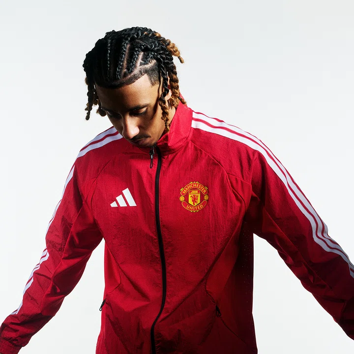 Leny Yoro in anthem jacket