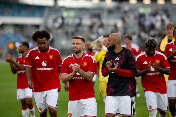 United players at end of PSG game