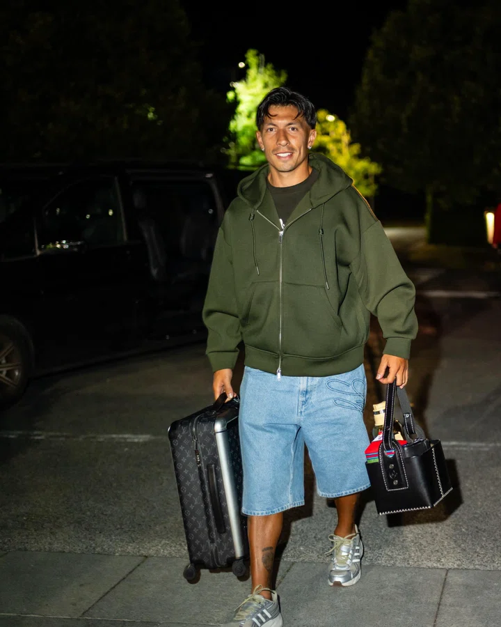Lisandro Martinez arrives at team hotel in Ireland 10 August