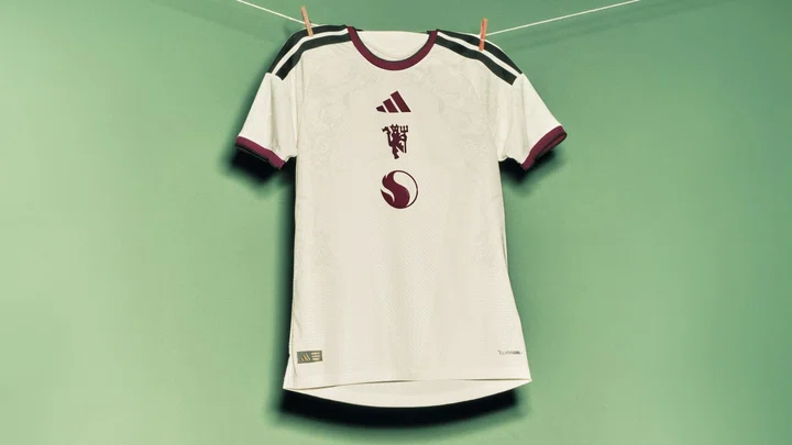 2026/27 third kit on pegs