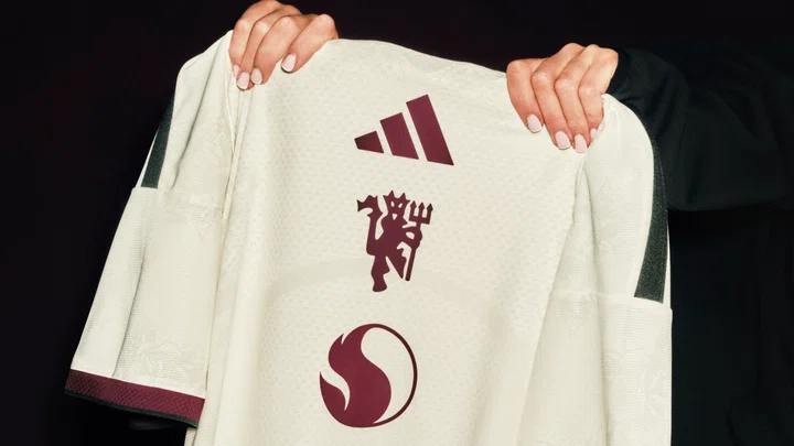 New Manchester United third kit held up