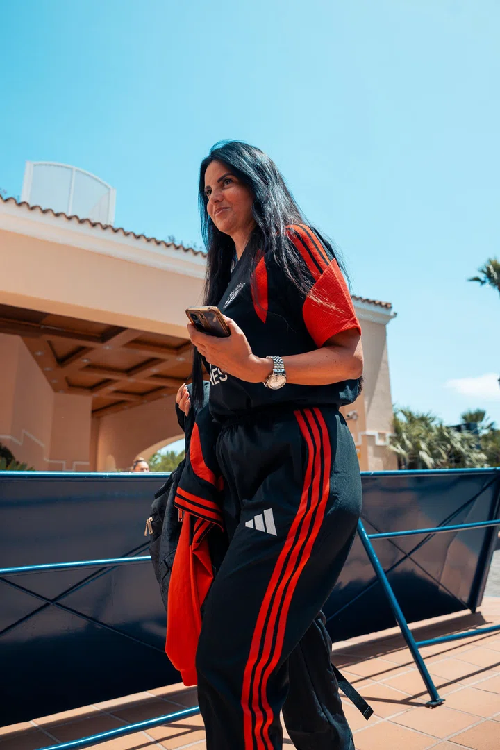 Eva Olid arrives for la Manga training camp