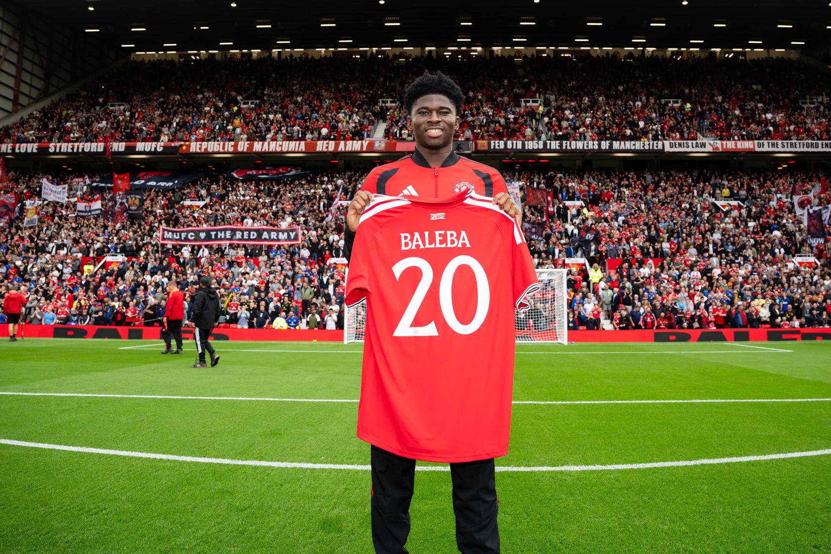 Carlos Baleba presentation photo at Old Trafford