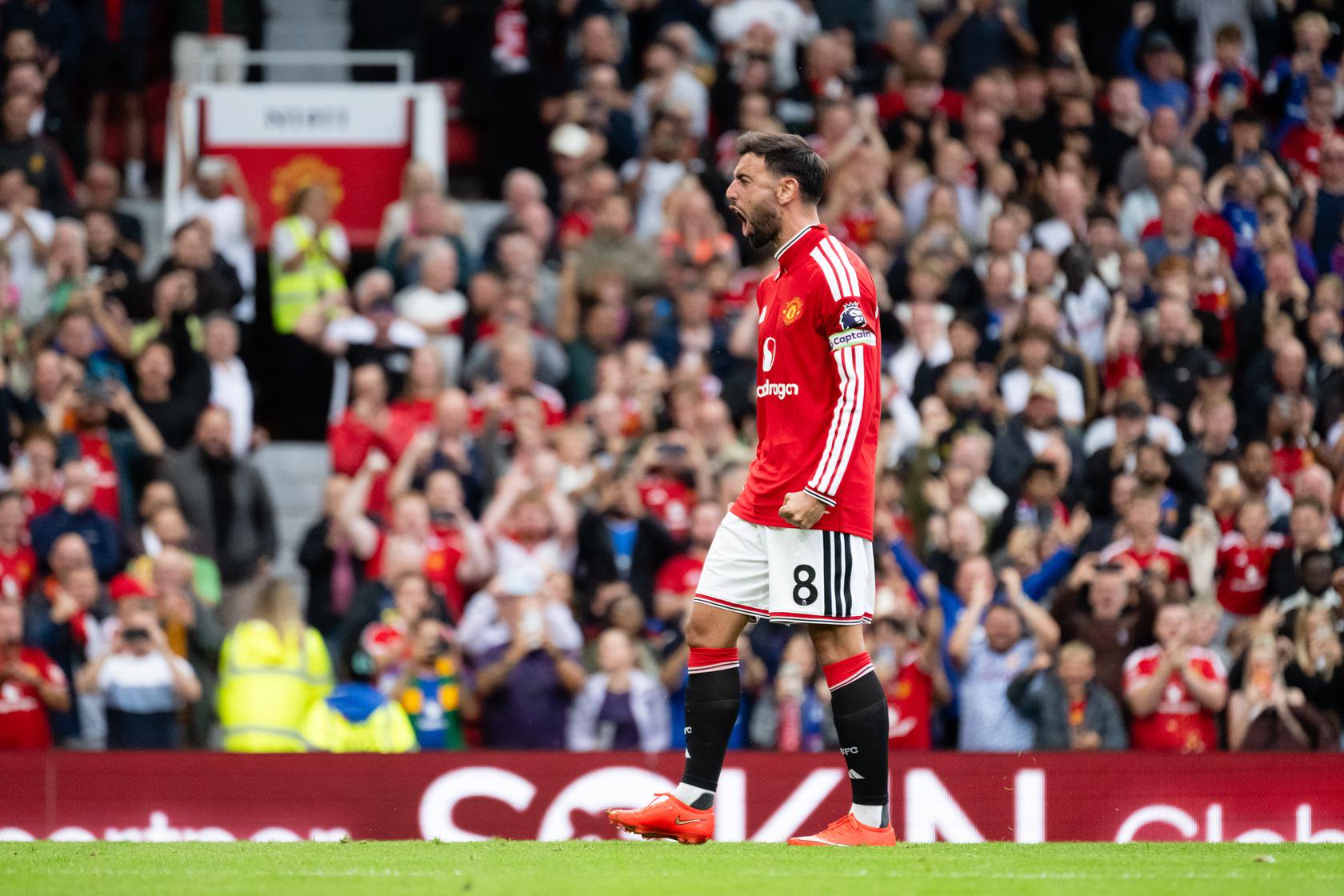 Bruno Fernandes celebrates scoring against Ipswich Town