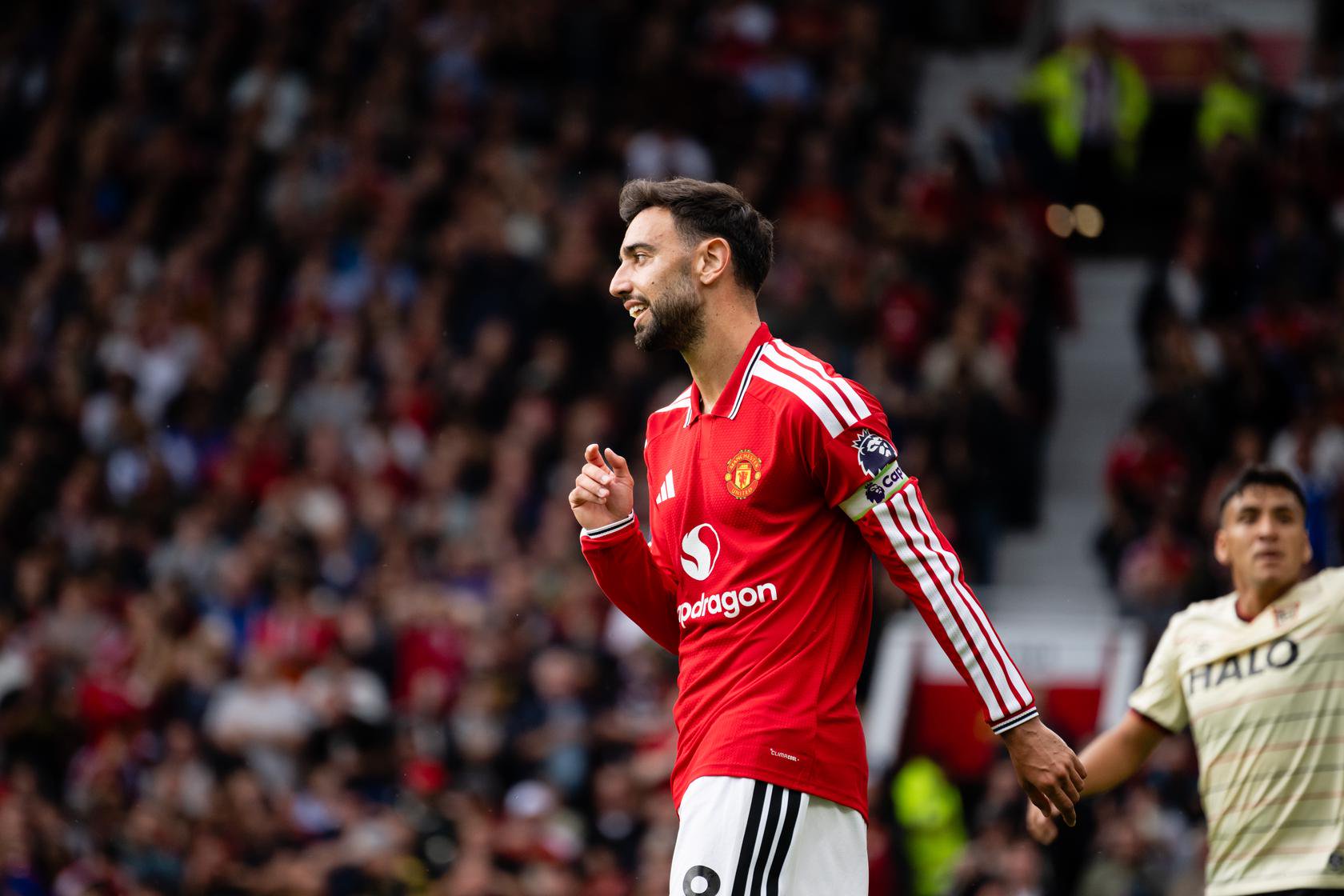 Bruno Fernandes playing against Ipswich Town