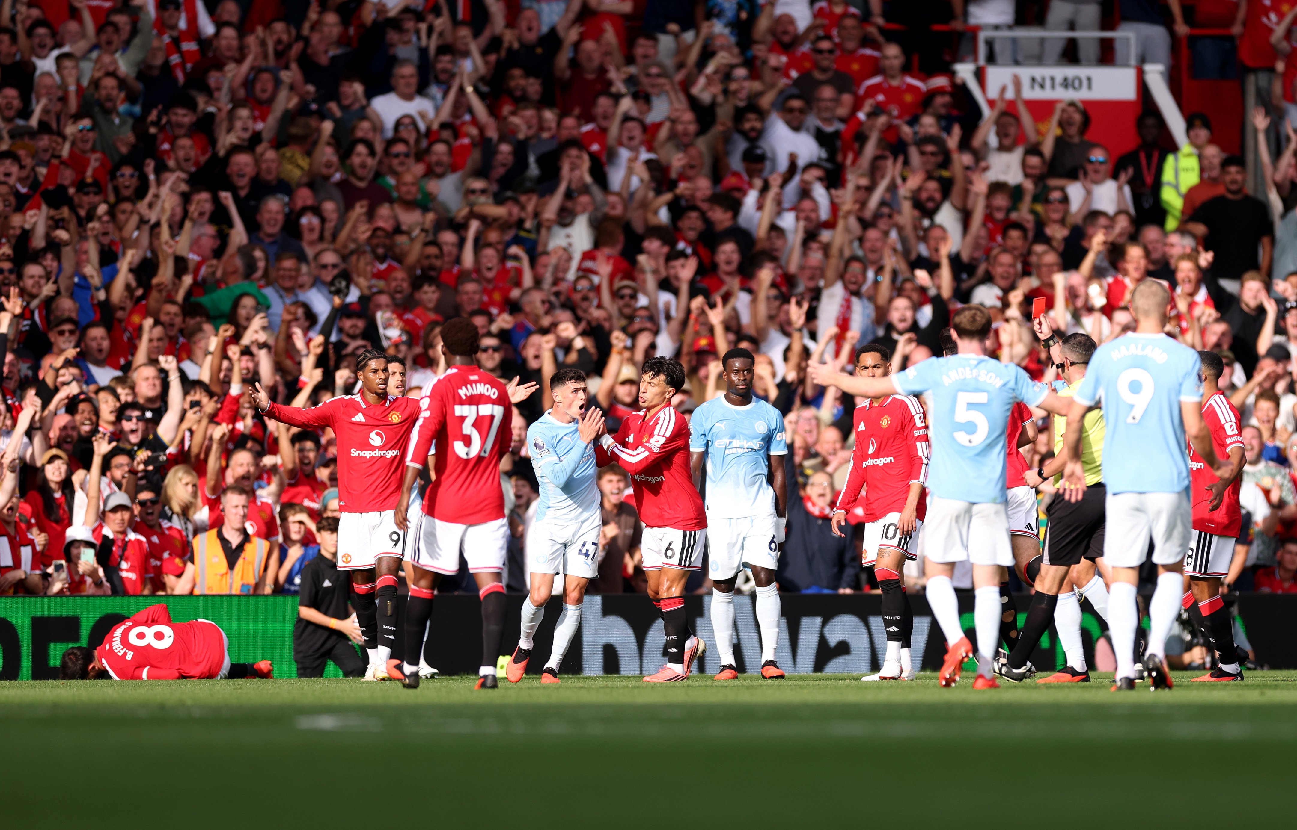Manchester United anjlok ke peringkat 13 klasemen Premier League 2026/27