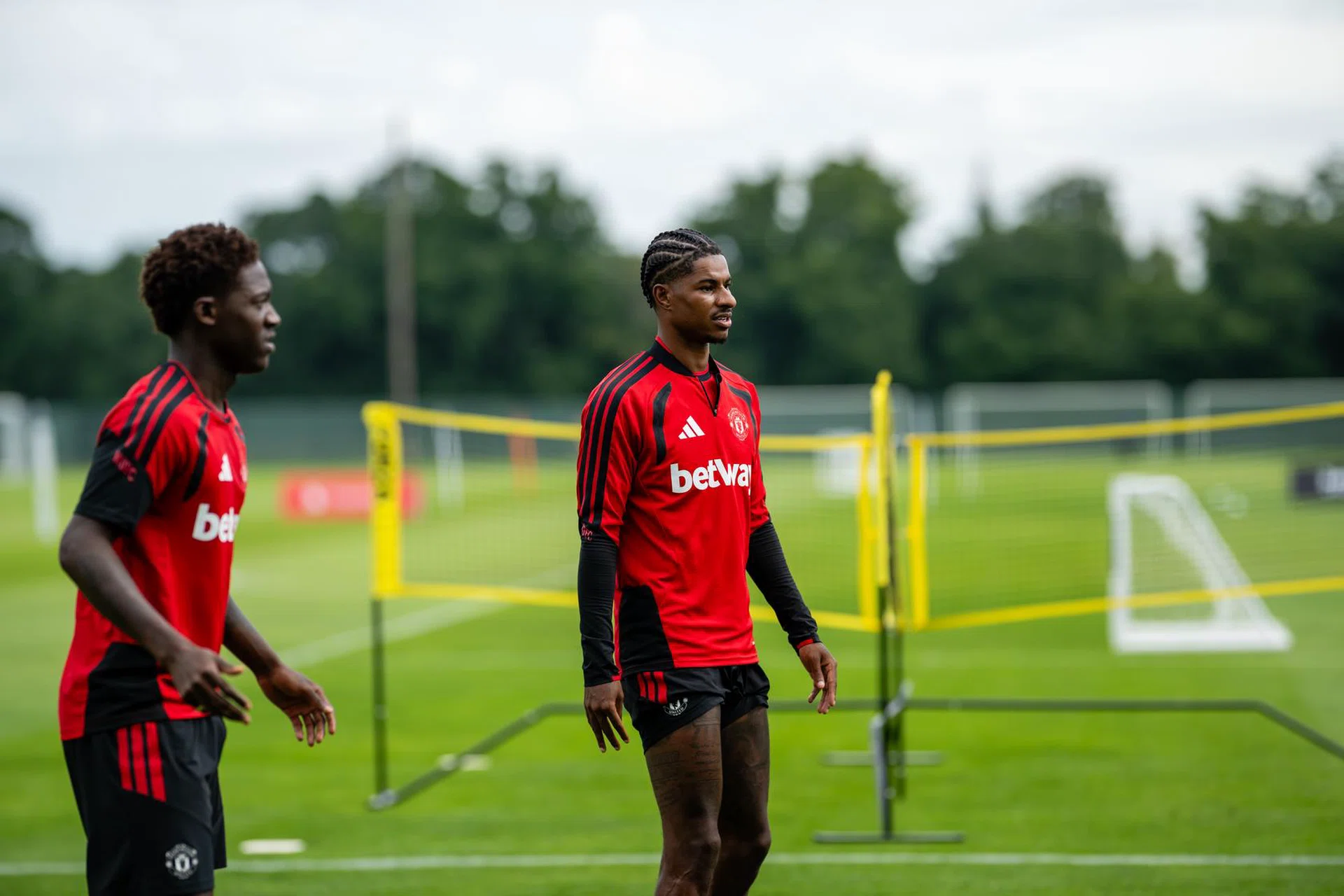 Kobbie Mainoo and Marcus Rashford