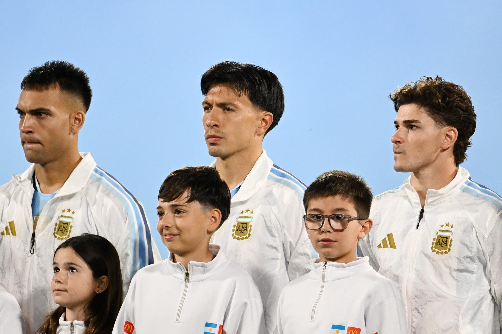 Lisandro Martinez in the Argentina line-up