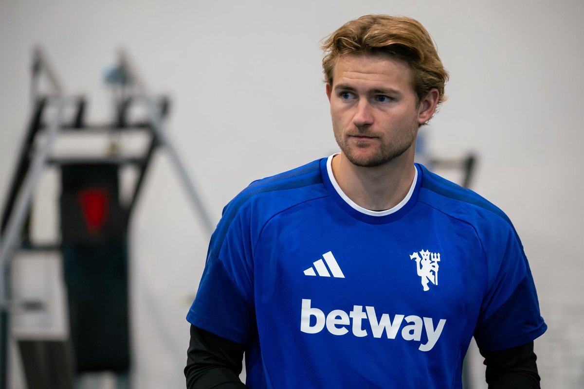 Who will start against Bournemouth?