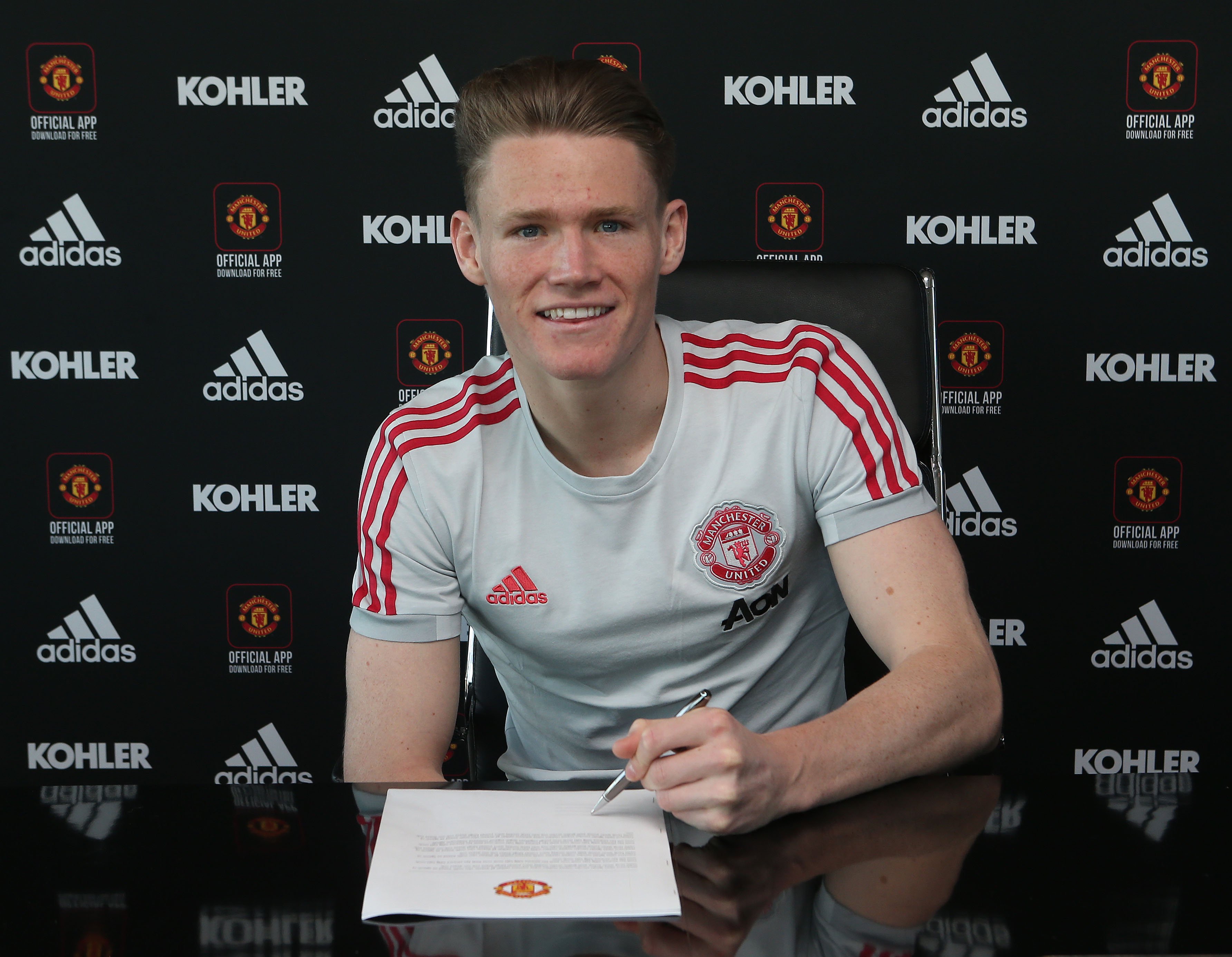 Q&A: McTominay reacts to signing new contract 