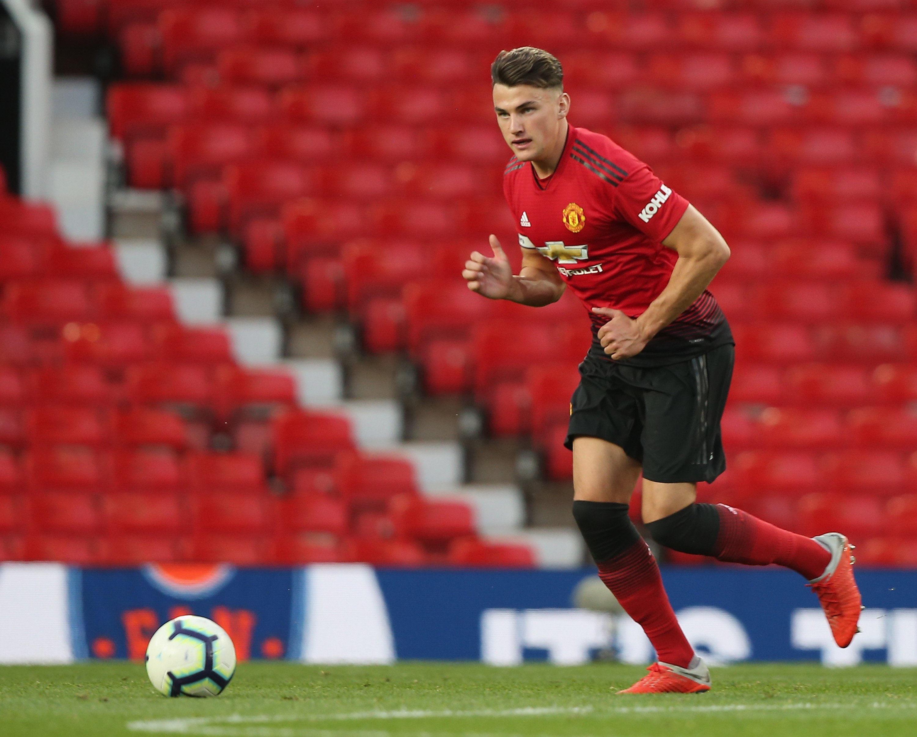 Poole heads to Newport County on loan