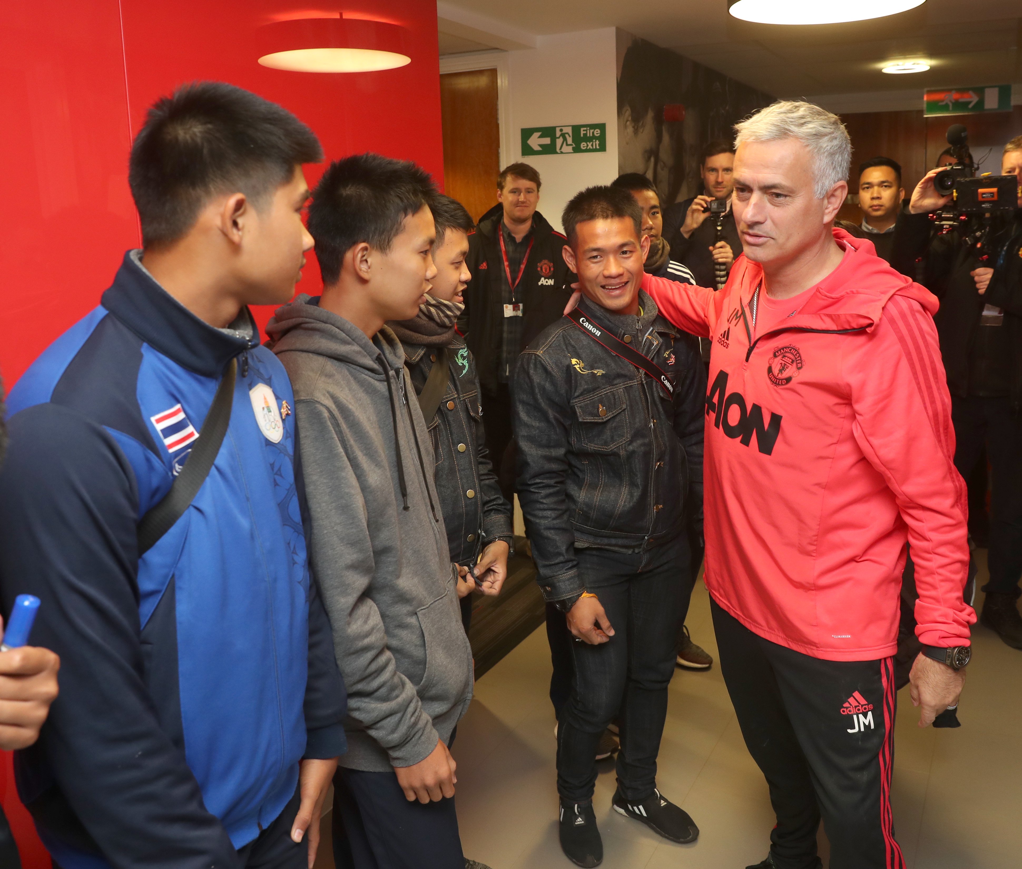 Reds boosted as Alexis Sanchez trains at UCLA